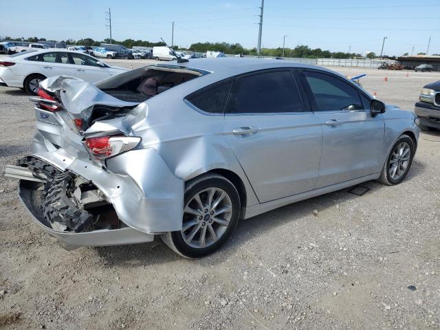 VIN 3FA6P0HD5HR249764 2017 Ford Fusion, SE no.3