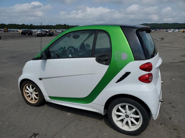 VIN WMEEJ9AA1EK776973 2014 Smart Fortwo no.2