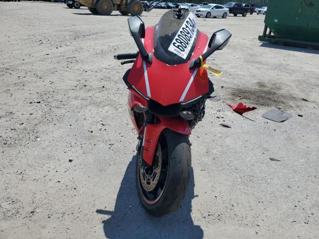 YAMAHA YZFR1 2019 JYARN39E4KA004568 photo #3