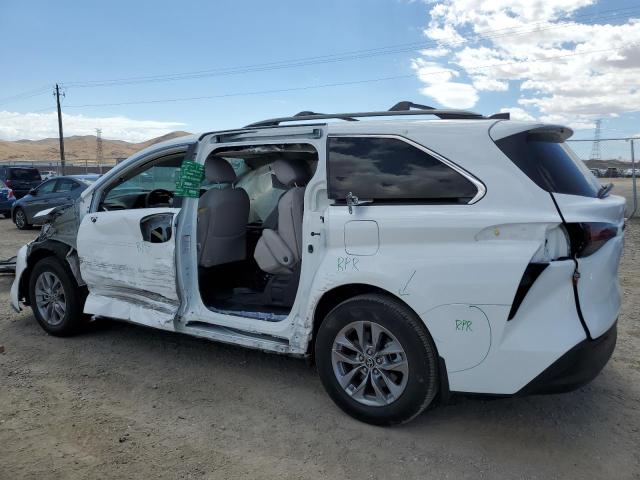 2022 TOYOTA SIENNA LE - 5TDKRKEC2NS118617