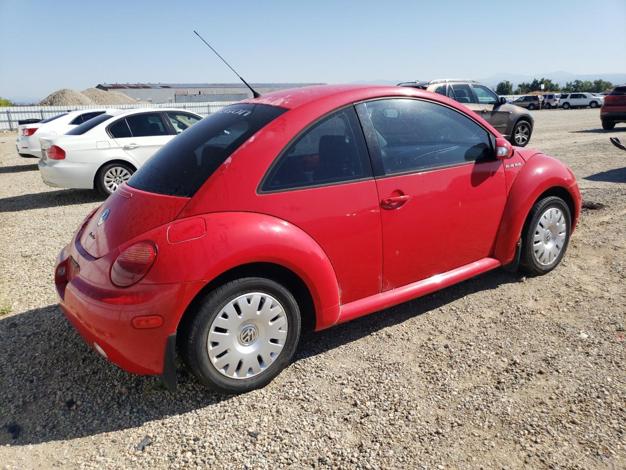 Lot #2952746900 2005 VOLKSWAGEN NEW BEETLE