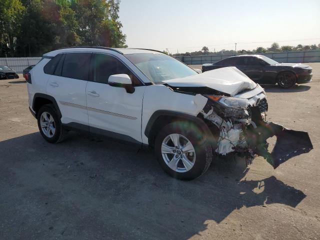 VIN 2T3W1RFVXKW053141 2019 Toyota RAV4, Xle no.4