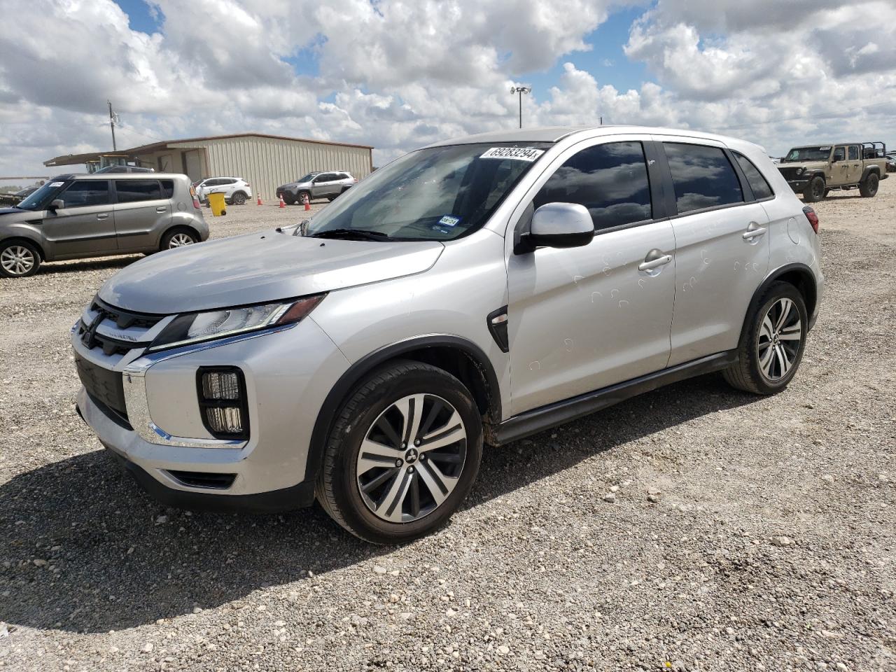 Mitsubishi Outlander Sport 2020 Medium