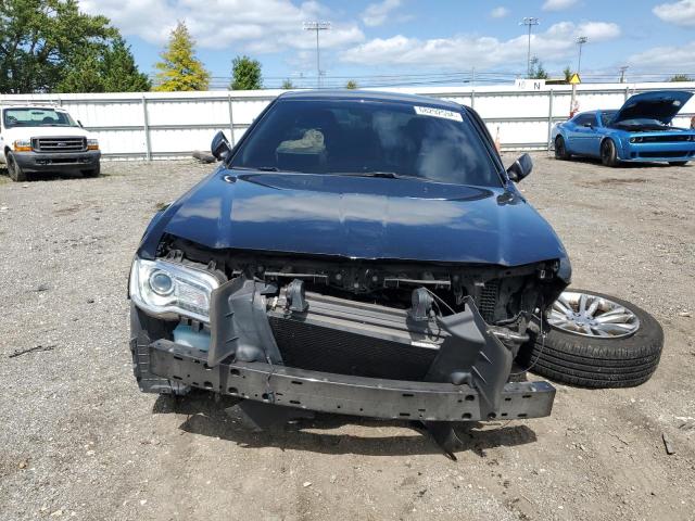 VIN 2C3CCAAG3JH338192 2018 Chrysler 300, Touring no.5