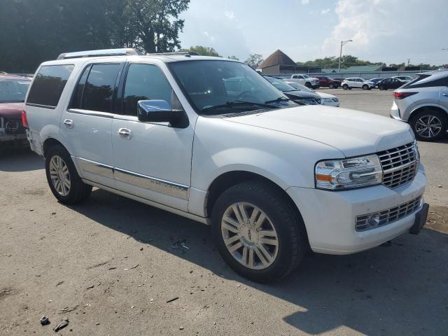 VIN 5LMJJ2J57EEL02279 2014 Lincoln Navigator no.4