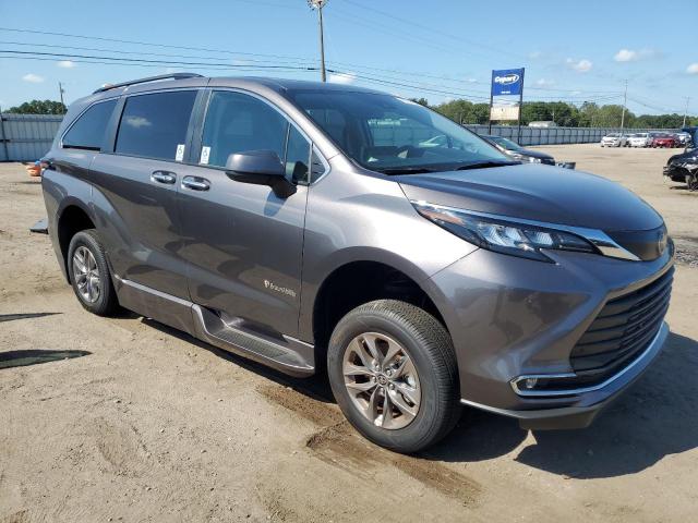 Vin: 5tdjrkec0rs180714, lot: 68748034, toyota all models xle 20244