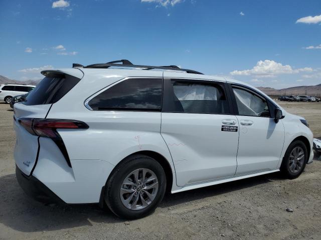 2022 TOYOTA SIENNA LE - 5TDKRKEC2NS118617