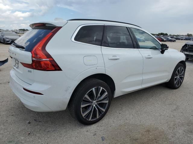 VIN YV4L12DK9N1046037 2022 Volvo XC60, B5 Momentum no.3