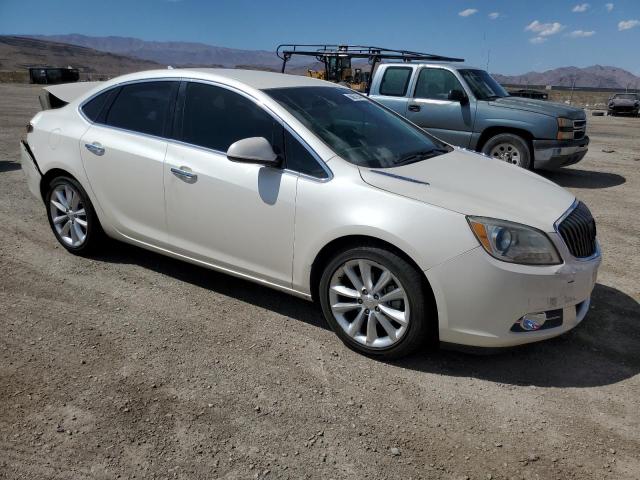 VIN 1G4PP5SK9D4255228 2013 Buick Verano no.4