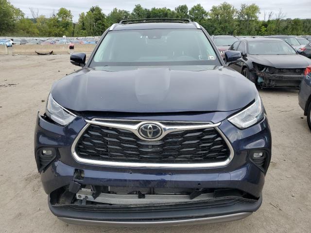 VIN 5TDFZRBH2NS179041 2022 Toyota Highlander, Platinum no.5