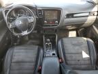 MITSUBISHI OUTLANDER photo