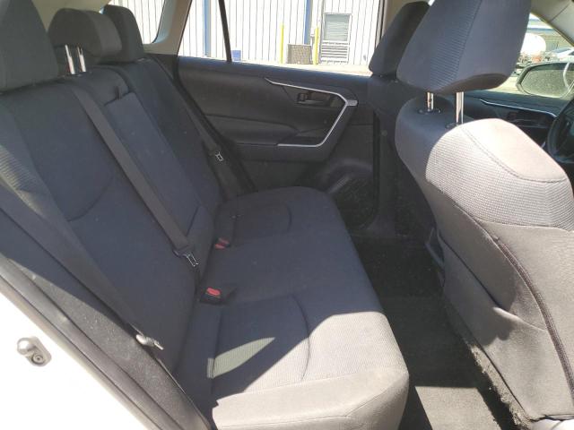 2019 TOYOTA RAV4 LE - JTMH1RFV5KD011417
