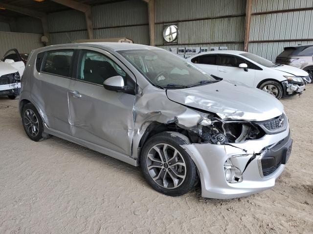 VIN 1G1JD6SH3J4106167 2018 Chevrolet Sonic, LT no.4