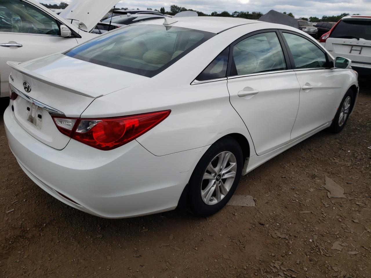 Lot #2964332261 2013 HYUNDAI SONATA GLS