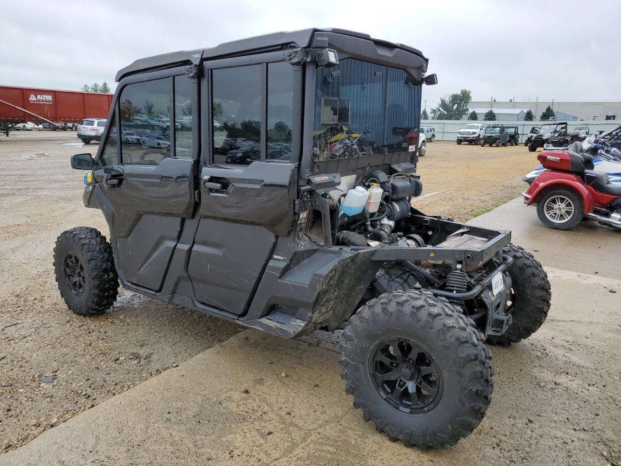 Lot #3052403625 2023 CAN-AM DEFENDER M