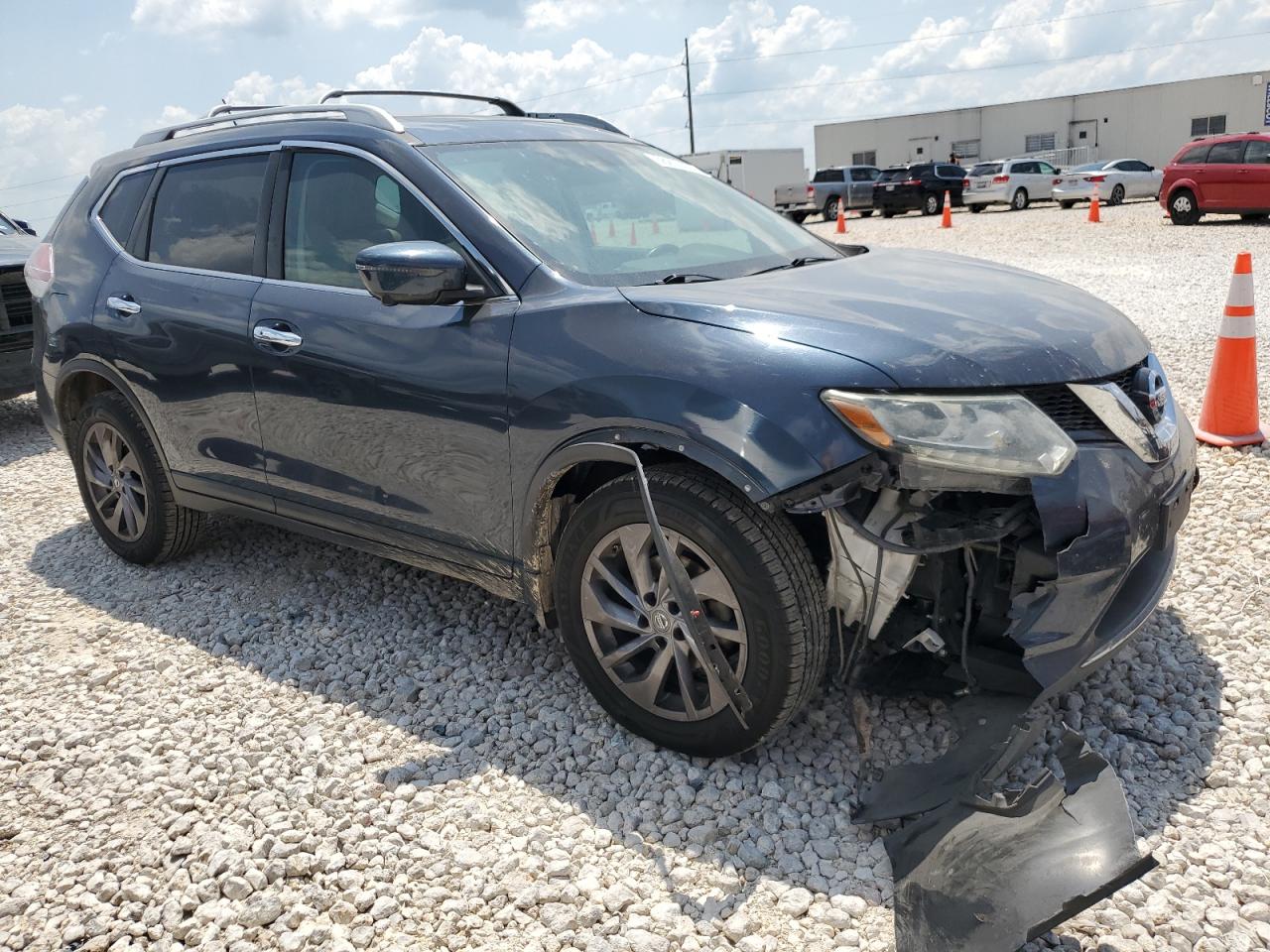 Lot #2948499813 2016 NISSAN ROGUE S