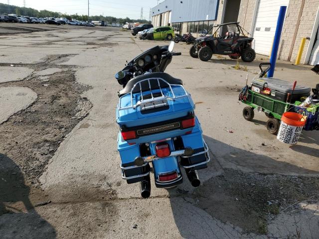 2011 HARLEY-DAVIDSON FLHTCU 1HD1FC415BB660080