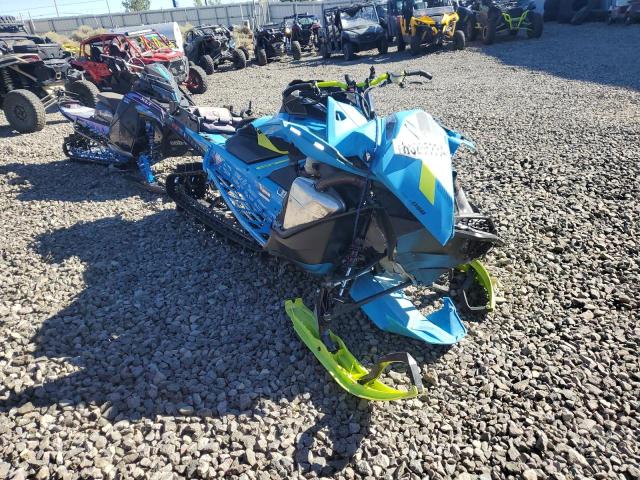SKI DOO SUMMIT X