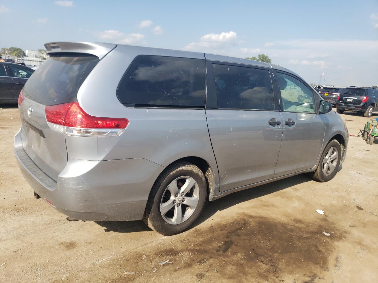 Lot #2991671970 2011 TOYOTA SIENNA BAS