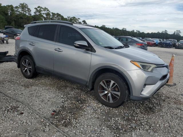 VIN 2T3WFREV0HW393099 2017 Toyota RAV4, Xle no.4