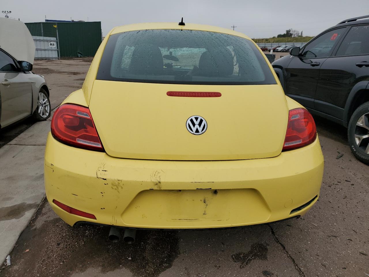 Lot #2855704136 2015 VOLKSWAGEN BEETLE 1.8