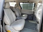 TOYOTA SIENNA L F photo