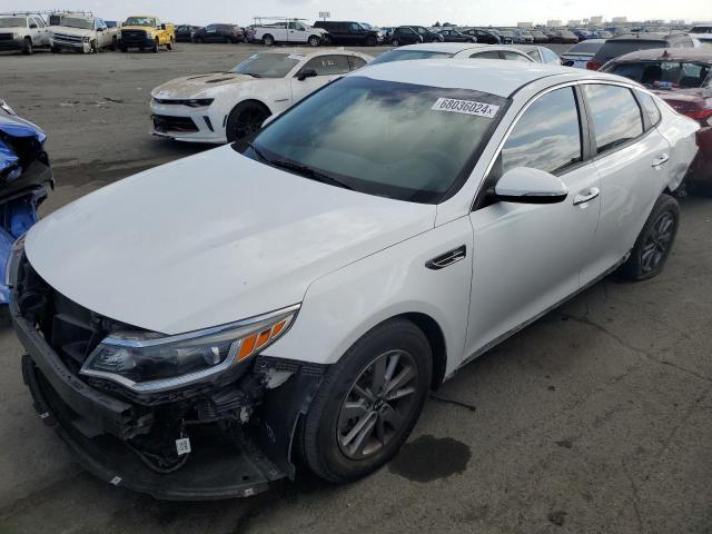 VIN 5XXGT4L19JG216009 2018 KIA Optima, LX no.1