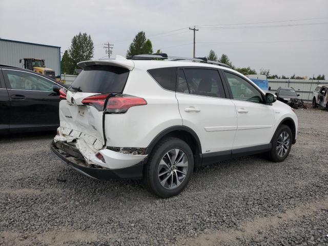 TOYOTA RAV4 HV LE 2018 white  hybrid engine JTMRJREV5JD197786 photo #4