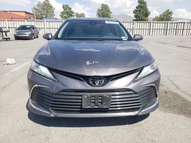 VIN 4T1F11AKXNU024766 2022 Toyota Camry, Xle no.5