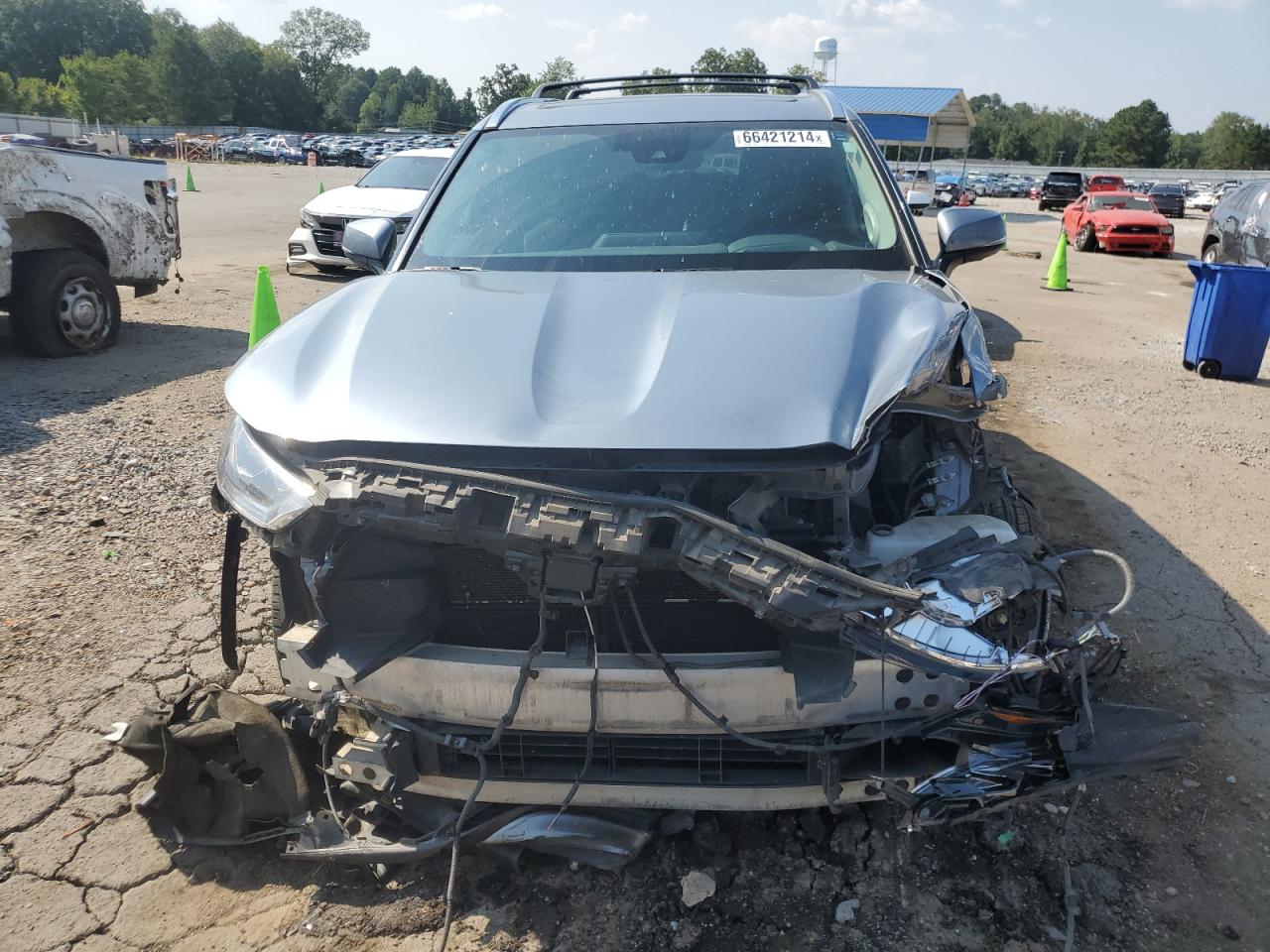 Lot #2928606802 2021 TOYOTA HIGHLANDER