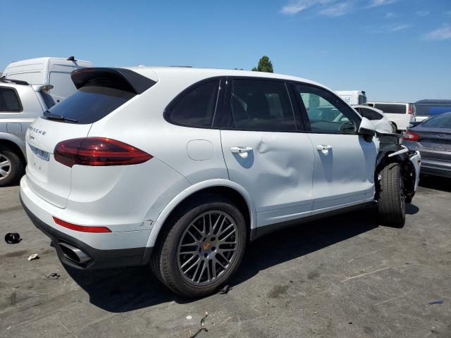 VIN WP1AA2A27HKA82871 2017 Porsche Cayenne no.3