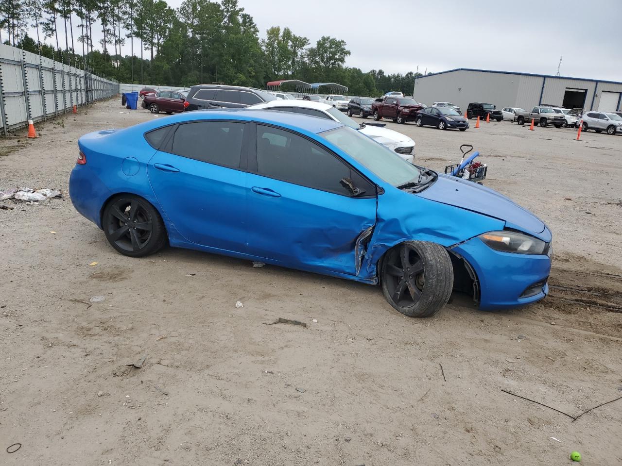 Lot #2955156814 2015 DODGE DART SXT