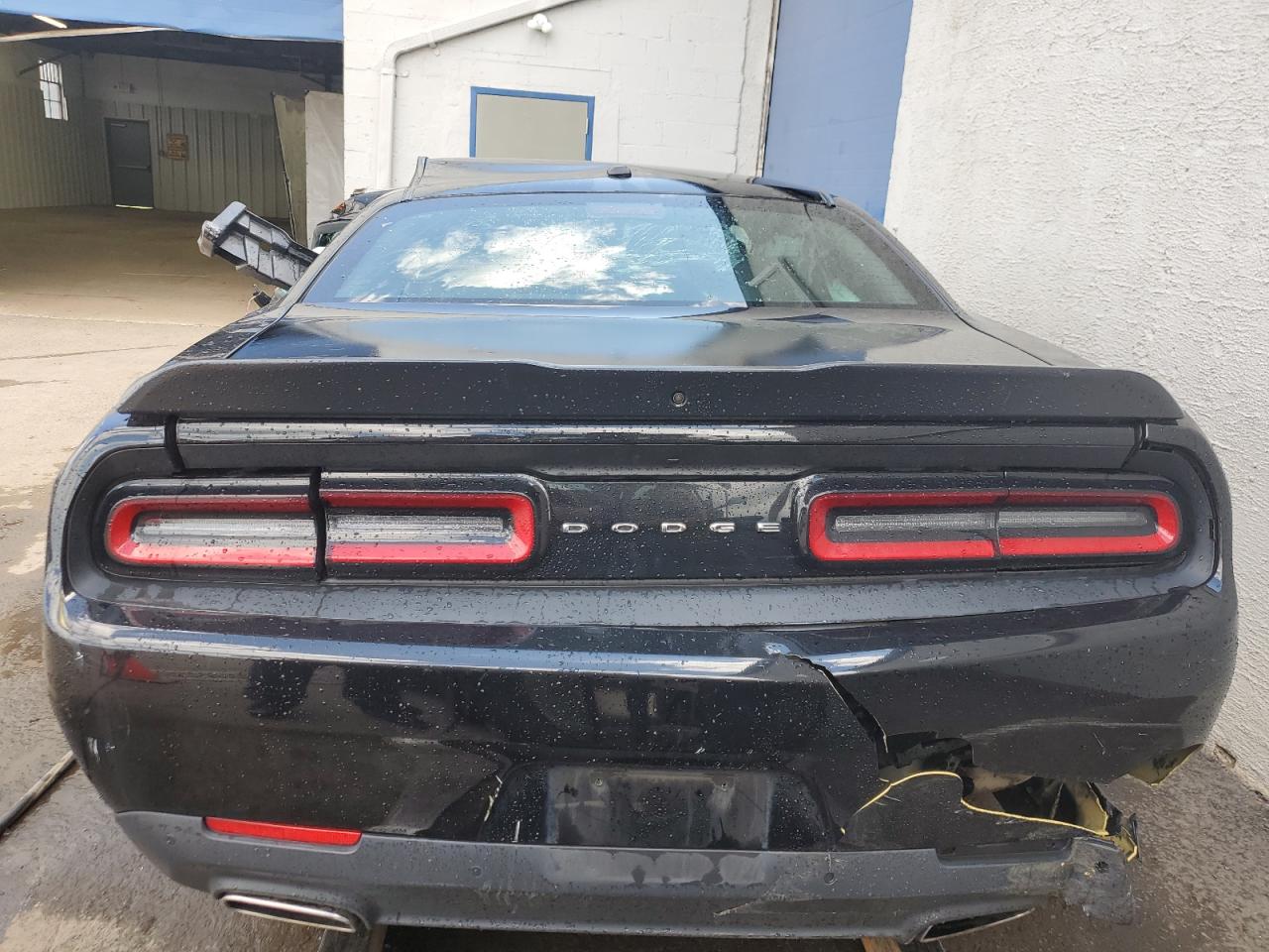 Lot #2779560599 2023 DODGE CHALLENGER