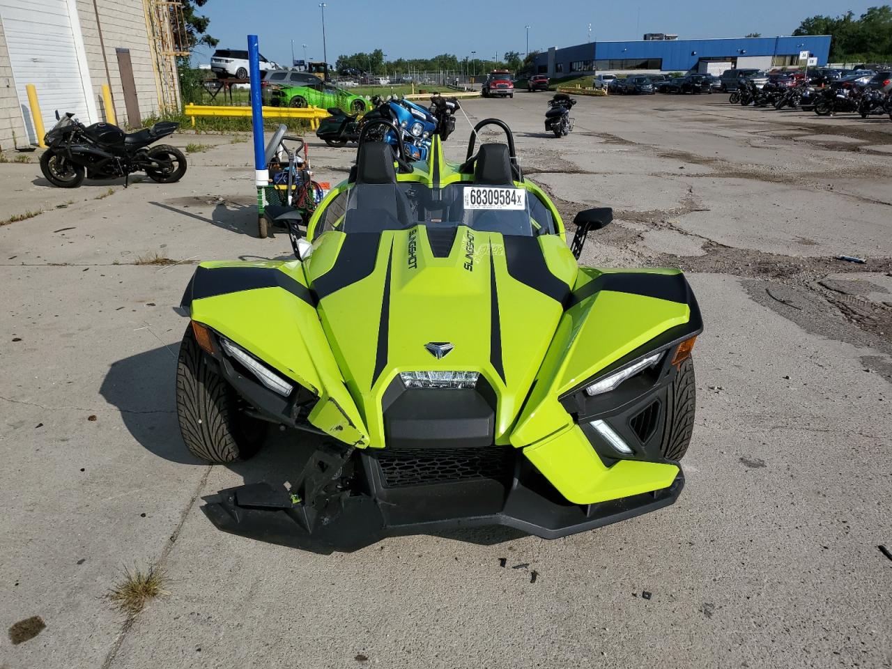 POLARIS SLINGSHOT 2023 green  gas 57XAAPHD2P8156898 photo #3