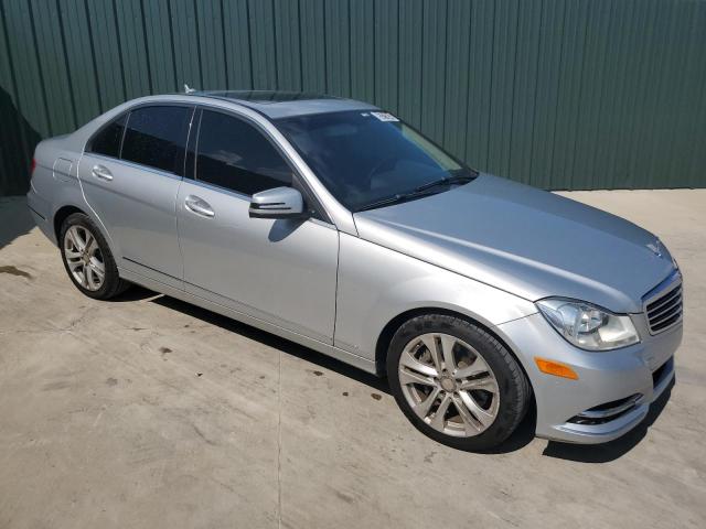 VIN WDDGF8AB1ER323607 2014 Mercedes-Benz C-Class, 3... no.4