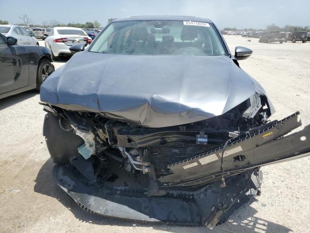 2017 VOLKSWAGEN PASSAT SEL - 1VWCT7A31HC037748