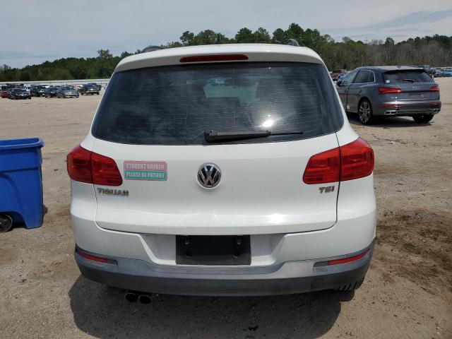 2016 VOLKSWAGEN TIGUAN S - WVGAV7AX7GW571319
