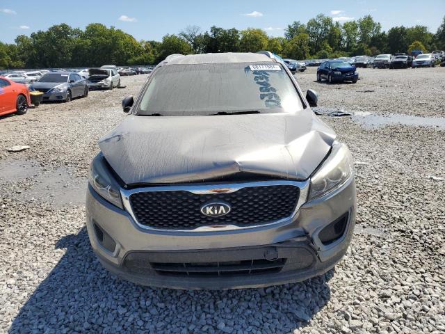 VIN 5XYPG4A35GG035633 2016 KIA Sorento, LX no.5