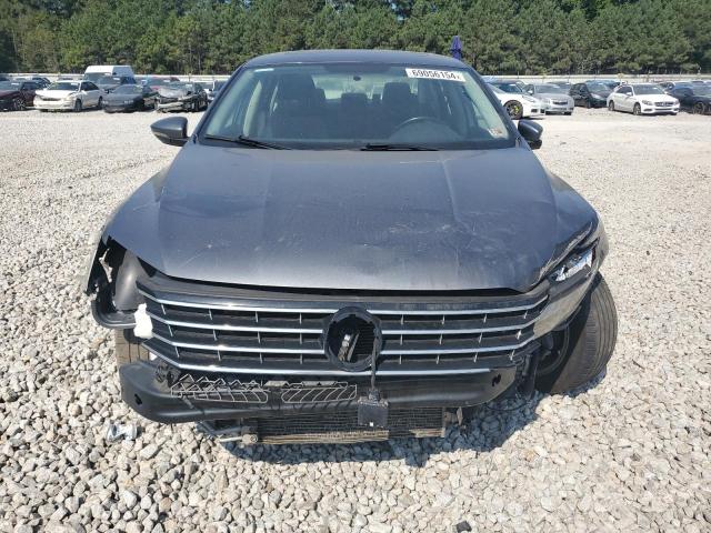 2017 VOLKSWAGEN PASSAT SE - 1VWBT7A31HC025224