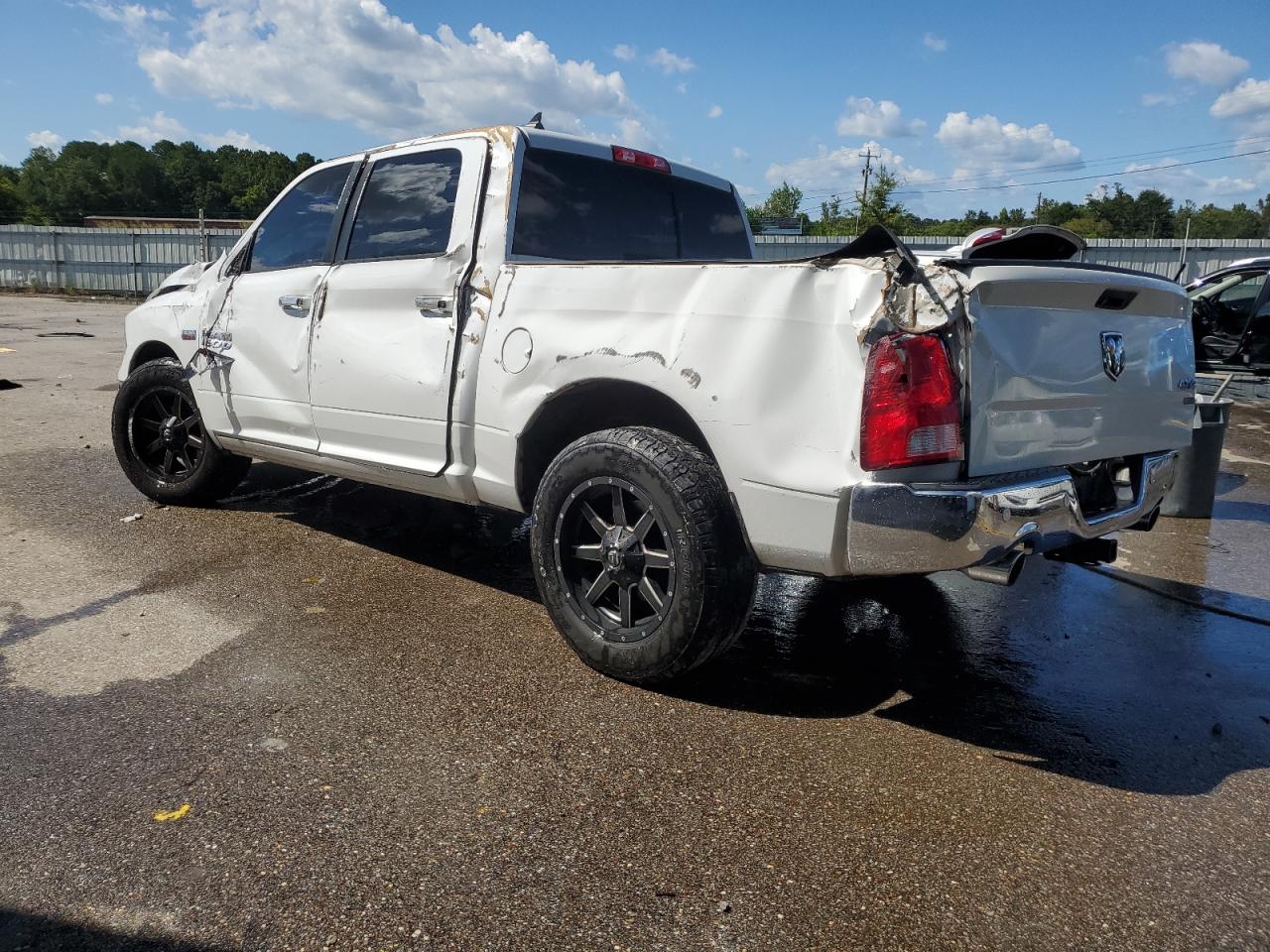 Lot #2784563679 2017 RAM 1500 SLT