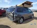 TOYOTA SIENNA LE photo