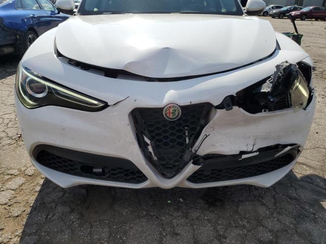 VIN ZASPAJANXK7C49662 2019 Alfa Romeo Stelvio no.12