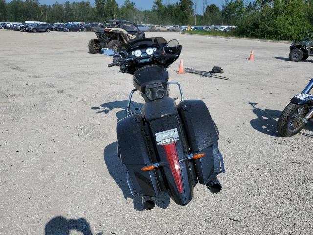 2015 VICTORY MOTORCYCLES MAGNUM 5VPYW36N0F3042148