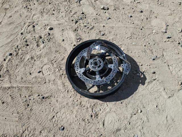 2024 BMW F 900 R WB10K1305R6K03212