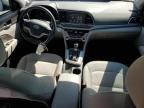 HYUNDAI ELANTRA SE photo