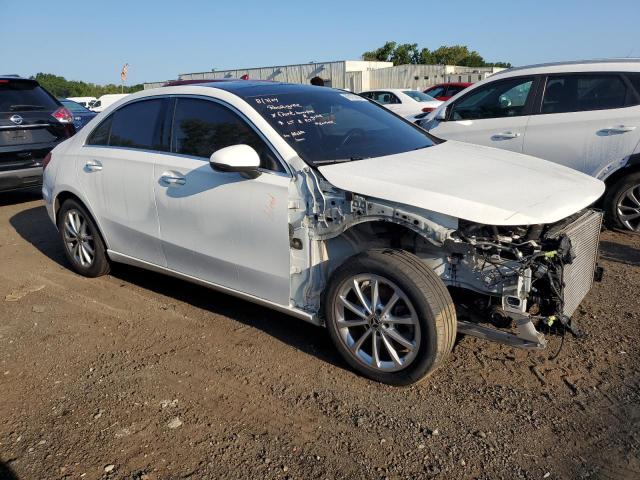 VIN WDD3G4FB8KW025355 2019 MERCEDES-BENZ A-CLASS no.4