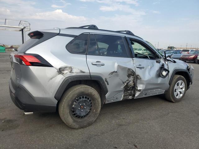 TOYOTA RAV4 LE 2019 silver  gas JTMF1RFV0KJ002259 photo #4