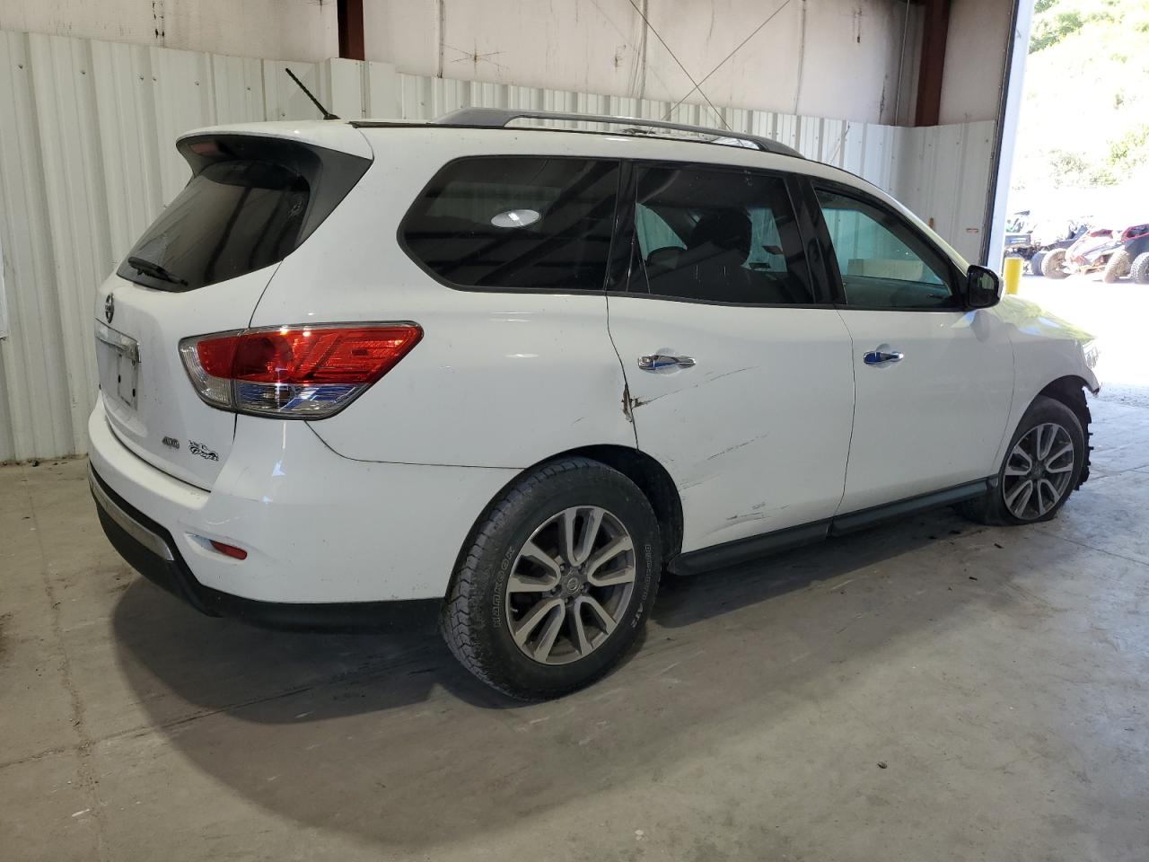 Lot #2765475428 2015 NISSAN PATHFINDER