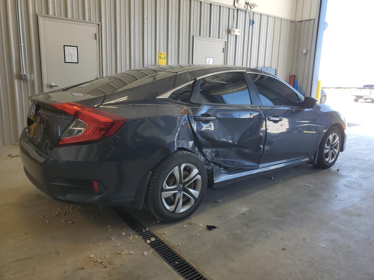 Lot #2972648905 2017 HONDA CIVIC LX