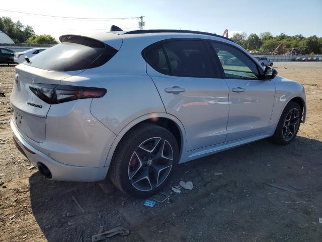 VIN ZASPAKBN8L7C97358 2020 Alfa Romeo Stelvio, TI no.3